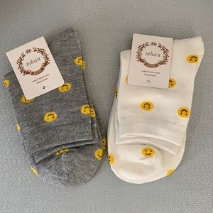 Ladies Smiley Face Socks
